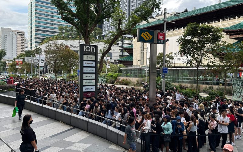 Hundreds Flock to Prada ION Orchard Opening to See Eric Chou, Sana & Win Metawin