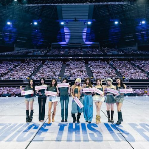 Twice Sets Singapore Stage Ablaze with “This Is For” Concert: A Night of Pure K-pop Brilliance